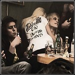 Chicks With Guns - On Your Mind (EP) - 4 Punkte